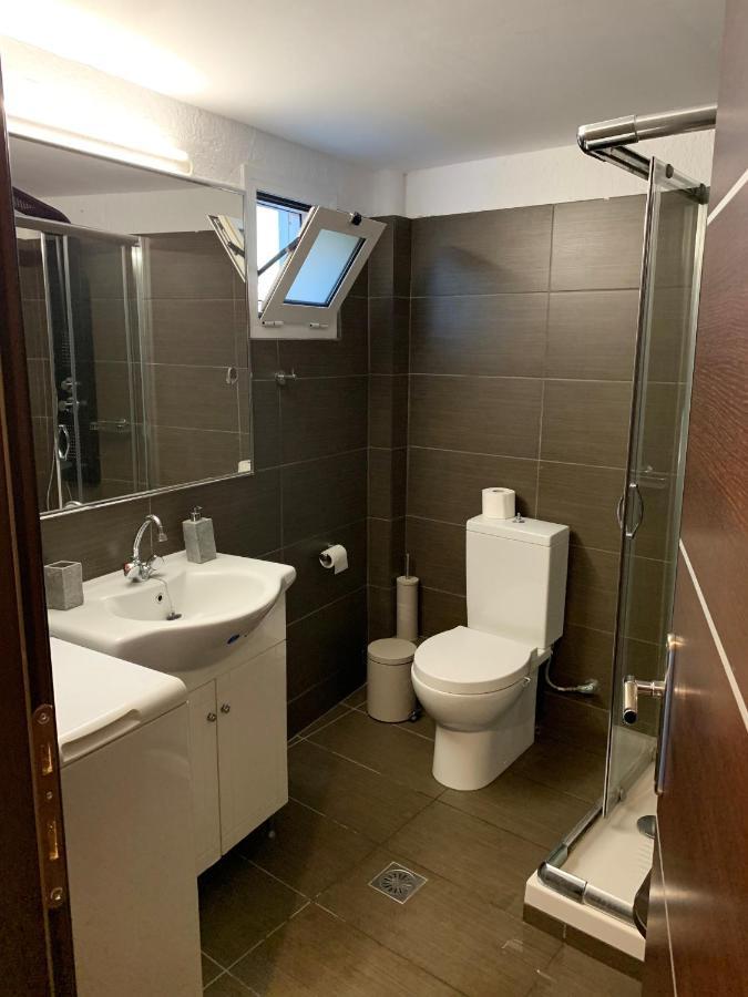 Almira Sea View Appartment Istron Екстериор снимка
