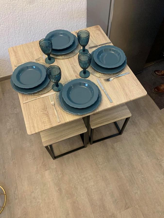 Almira Sea View Appartment Istron Екстериор снимка